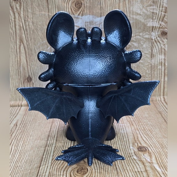 Toothless Dragon Popcorn Bucket - Picture 3 of 7